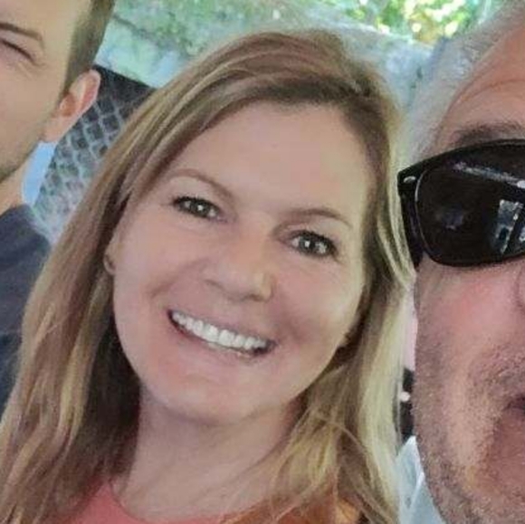 Meet your Posher, DeDe - Picture 1 of 4